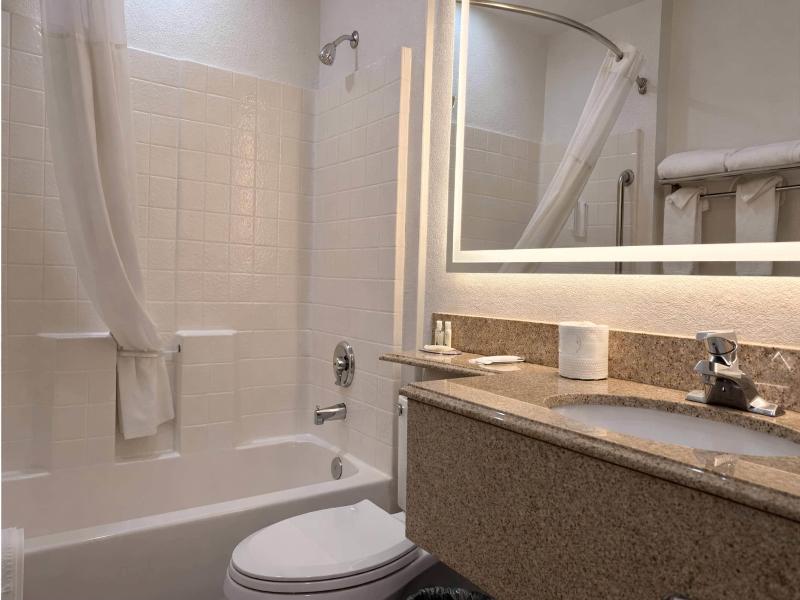 Quality Inn & Suites Santa Rosa image