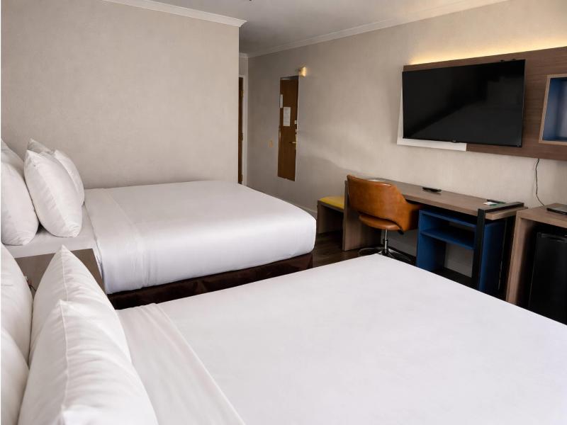 Quality Inn & Suites Santa Rosa image