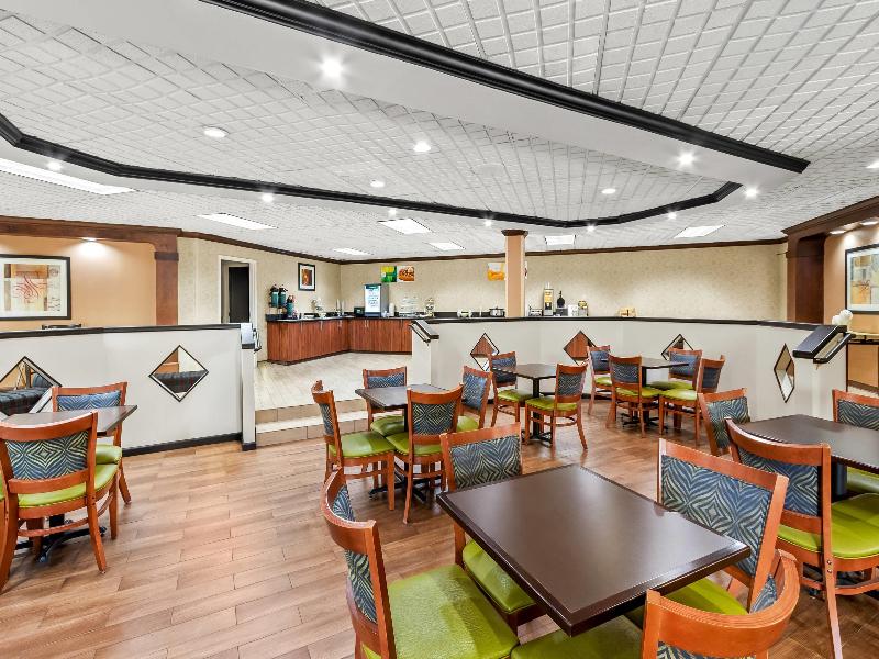 Quality Inn & Suites Civic Center image