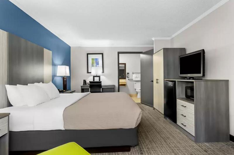 Quality Inn & Suites Civic Center image
