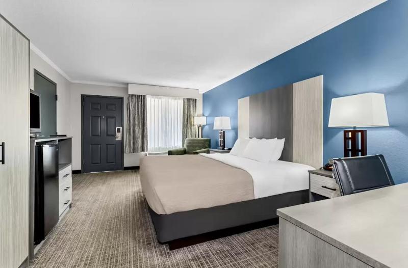 Quality Inn & Suites Civic Center image