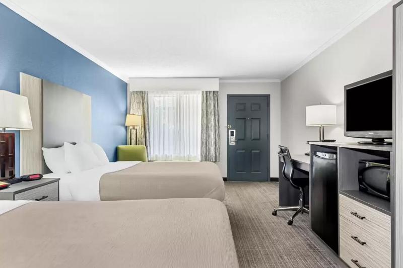 Quality Inn & Suites Civic Center image