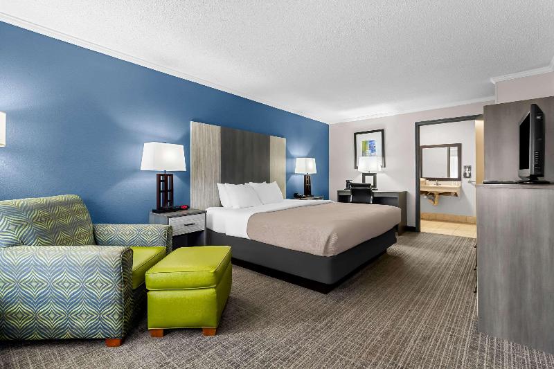 Quality Inn & Suites Civic Center image
