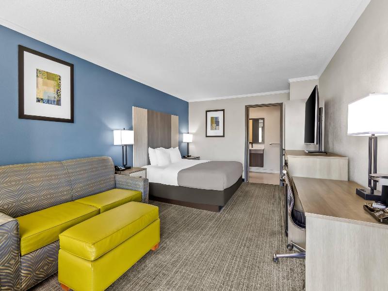 Quality Inn & Suites Civic Center image