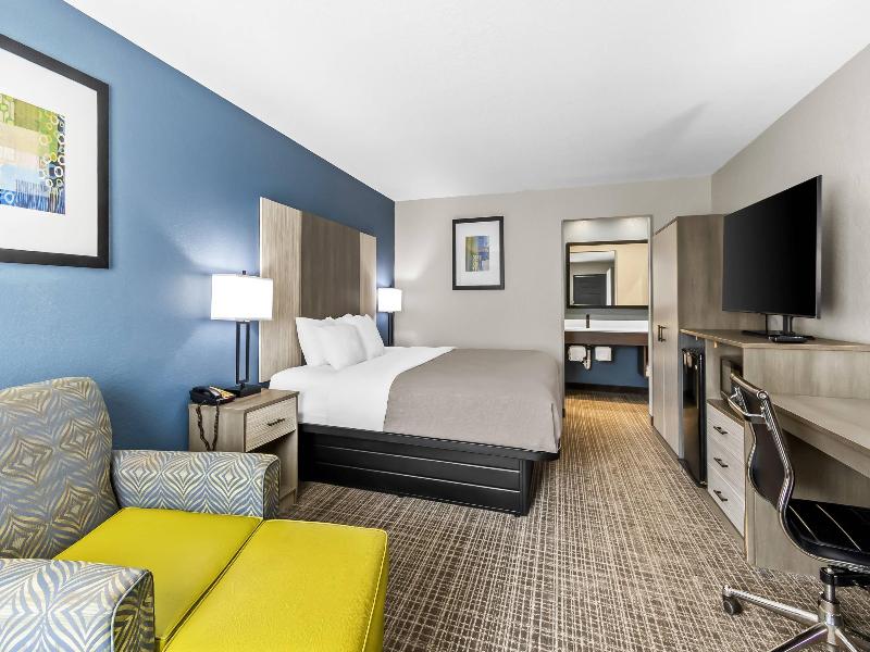 Quality Inn & Suites Civic Center image