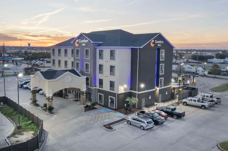 Comfort Inn Orange Area image