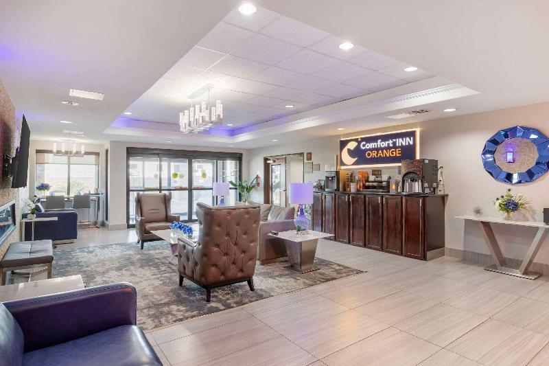 Comfort Inn Orange Area image