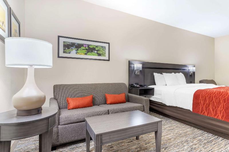 Comfort Inn Orange Area image