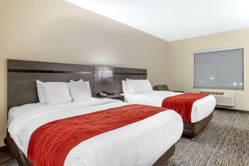Comfort Inn Orange Area image