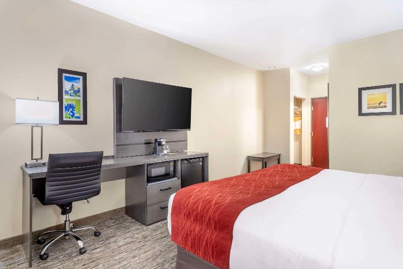 Comfort Inn Orange Area image