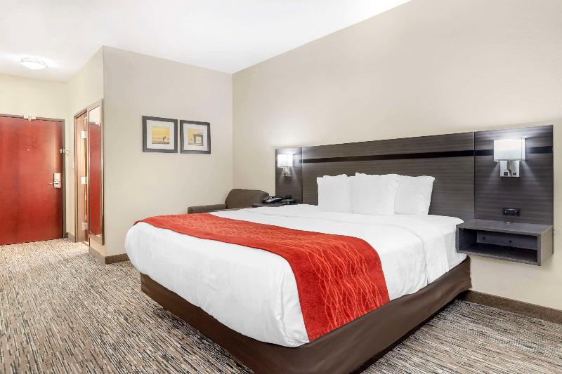 Comfort Inn Orange Area image