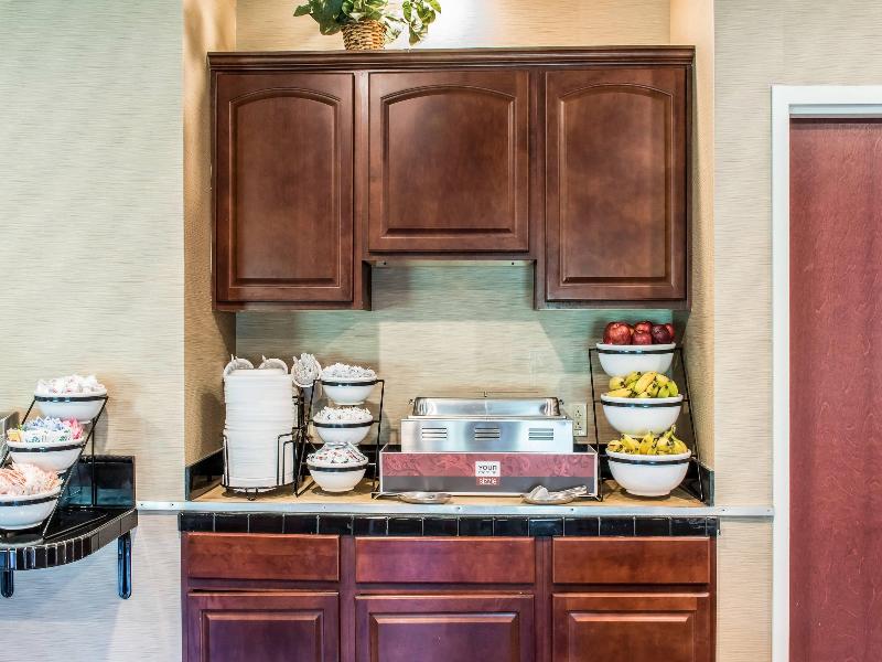 Comfort Inn Lancaster County image