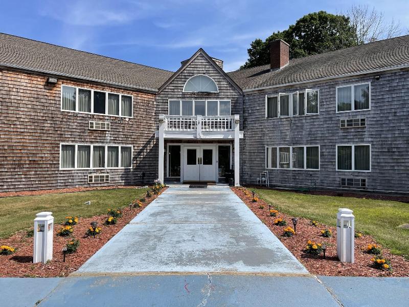 Gold Star Inn & Suites image