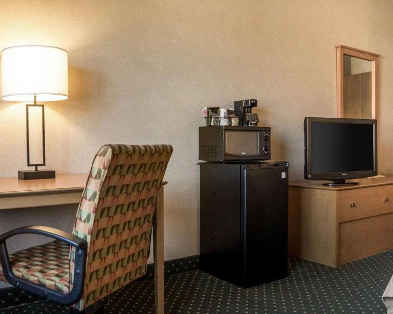 Comfort Inn Jamestown image