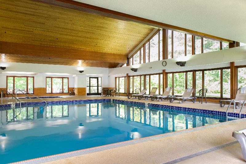 Holiday Inn Express & Suites Hayward image