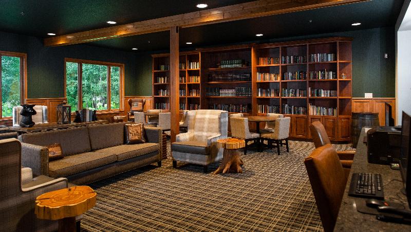 Holiday Inn Express & Suites Hayward image