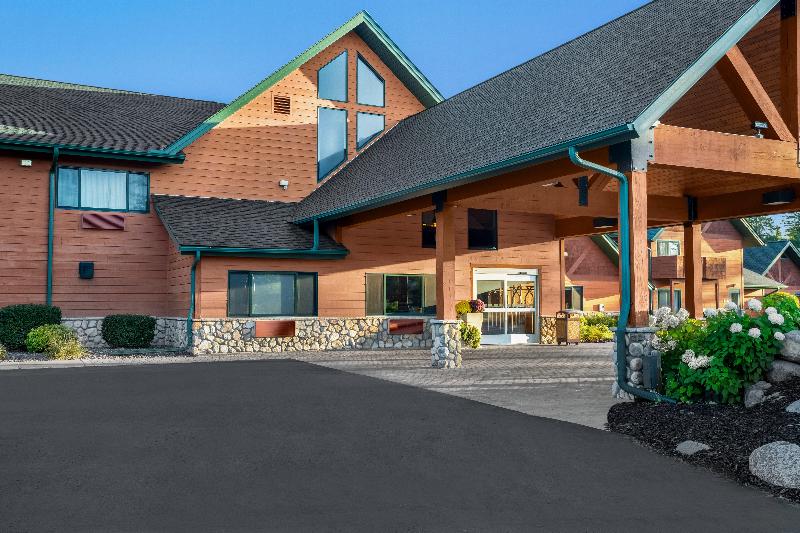 Holiday Inn Express & Suites Hayward image