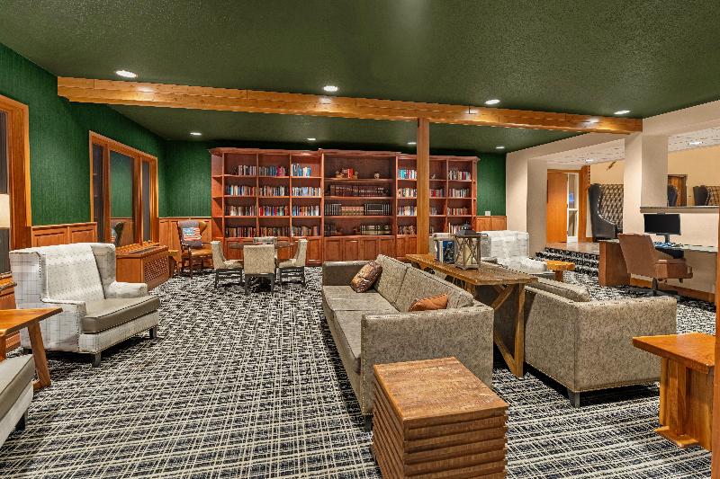 Holiday Inn Express & Suites Hayward image