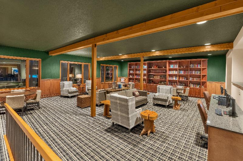 Holiday Inn Express & Suites Hayward image