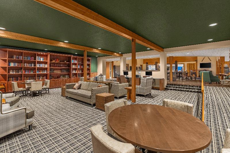 Holiday Inn Express & Suites Hayward image