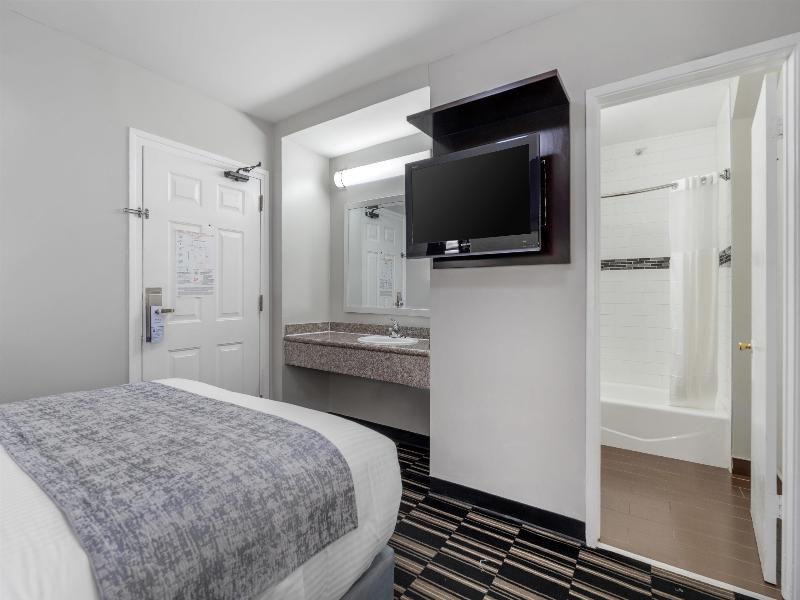 SureStay Hotel by Best Western Beverly Hills West image