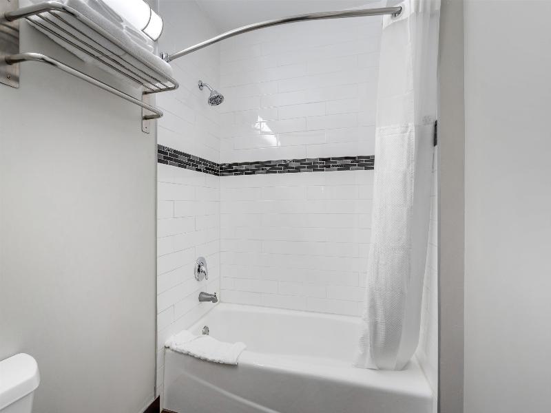 SureStay Hotel by Best Western Beverly Hills West image