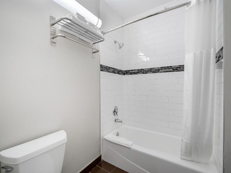 SureStay Hotel by Best Western Beverly Hills West image
