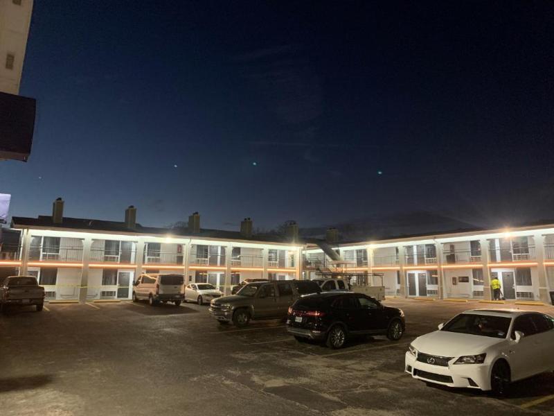 R Nite Star Hotel & Lounge image
