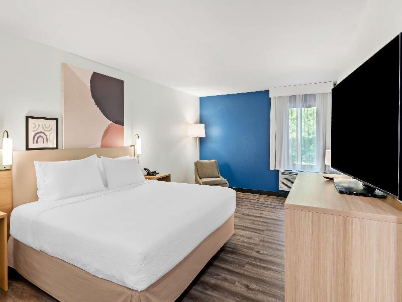 Spark By Hilton Winston-Salem University image