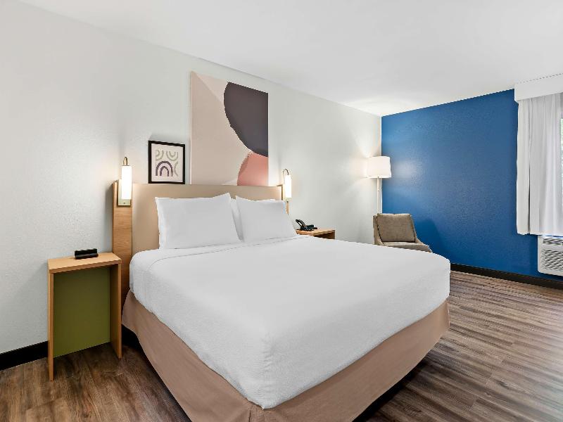 Spark By Hilton Winston-Salem University image