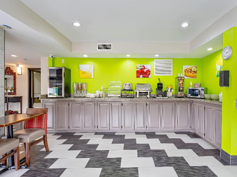 Quality Inn Edmund Pettus Bridge Area image