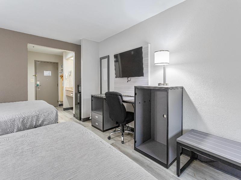 Quality Inn Edmund Pettus Bridge Area image