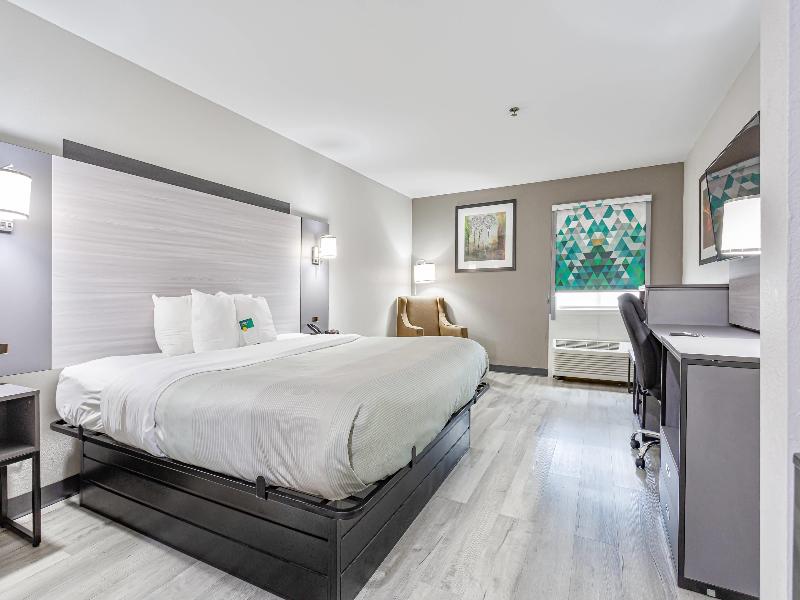 Quality Inn Edmund Pettus Bridge Area image