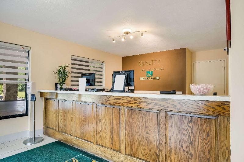 Quality Inn & Suites Mt. Chalet image