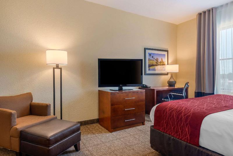 Hotel Comfort Inn & Suites Northeast - Gateway