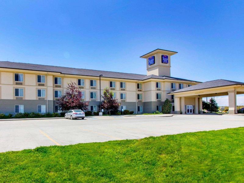 Sleep Inn & Suites Evansville image