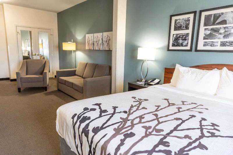 Sleep Inn & Suites Evansville image