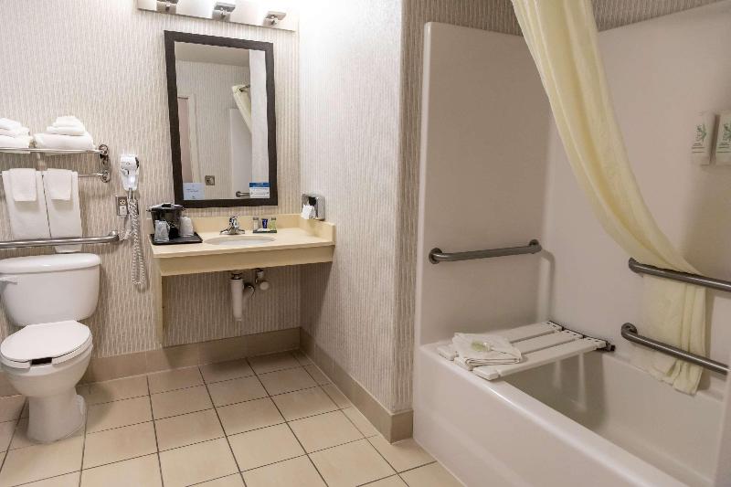 Sleep Inn & Suites Evansville image