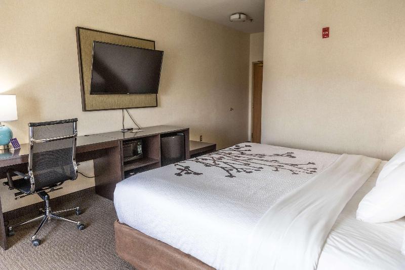 Sleep Inn & Suites Evansville image