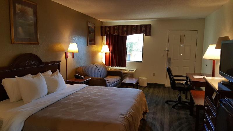 Quality Inn Mobile West Tillmans Corner image