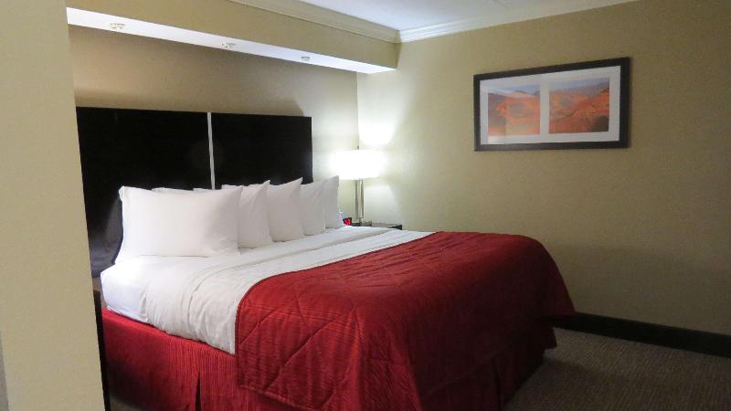 Best Western Harrisburg North image