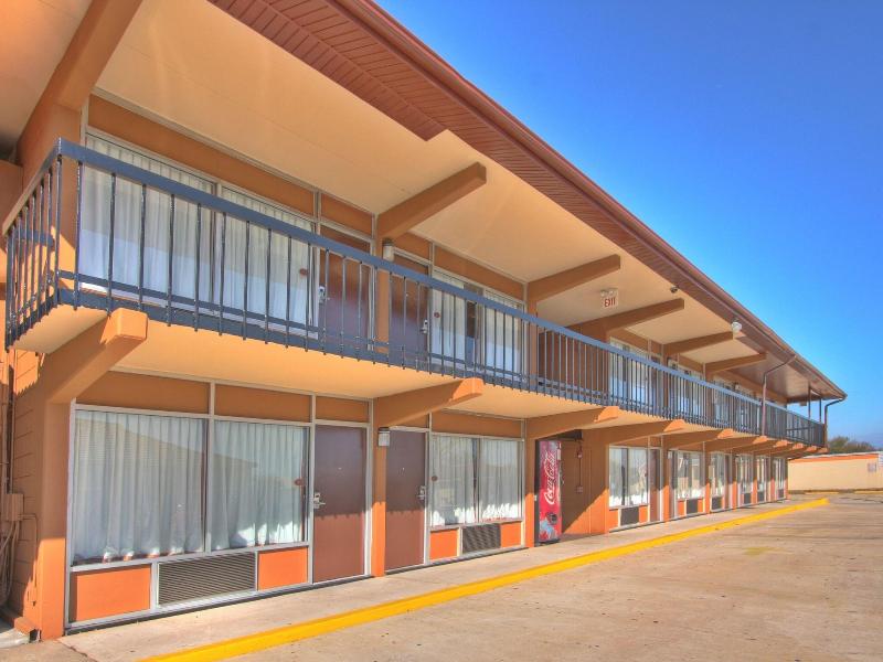 Hotel Belair Orlando Near Florida Mall image