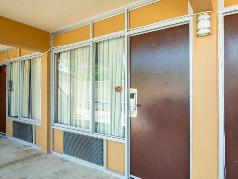 Hotel Belair Orlando Near Florida Mall image
