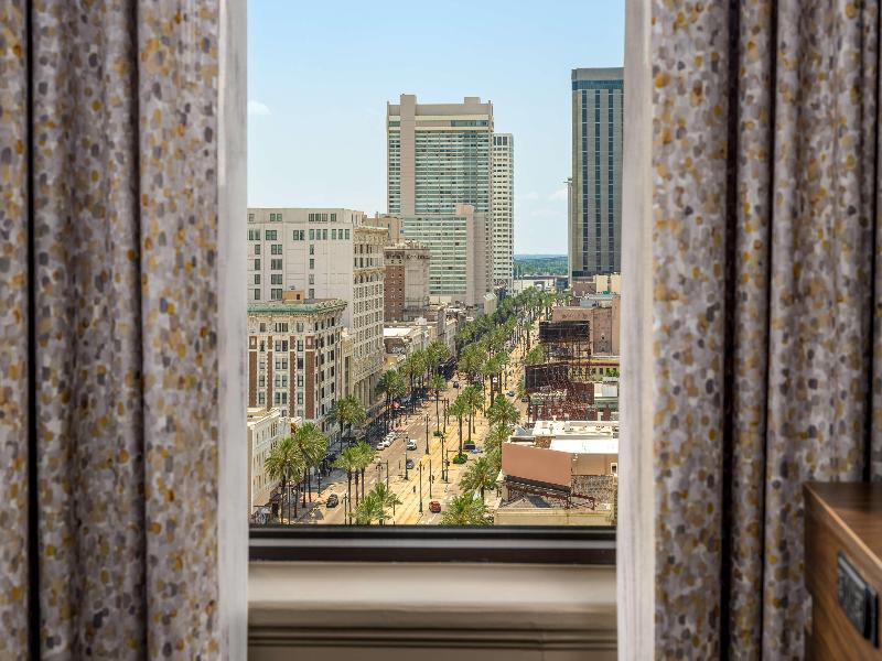 Hampton Inn & Suites New Orleans Canal St. French image