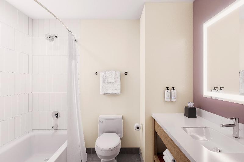 Garner Hotel Butte Southeast by IHG image