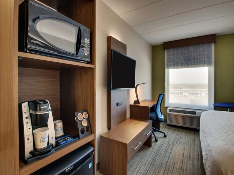 Holiday Inn Express Atlantic City W Pleasantville image