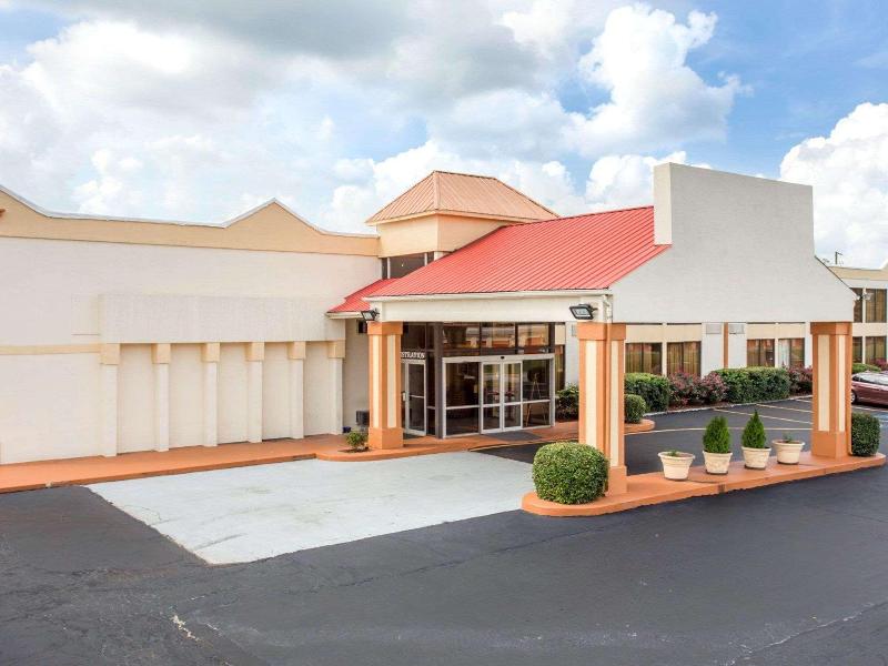 Rodeway Inn Stone Mountain image