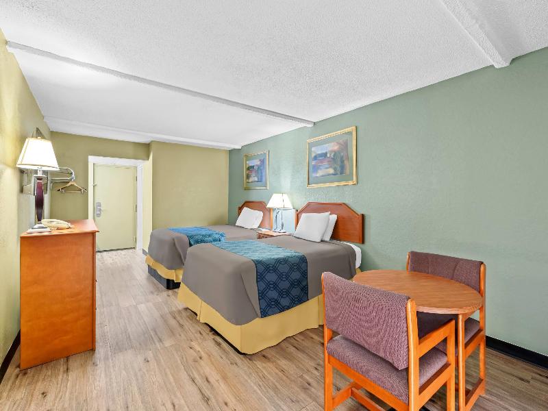 Rodeway Inn Stone Mountain image
