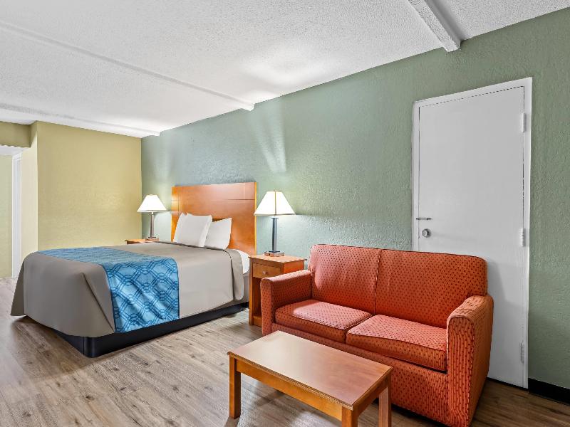 Rodeway Inn Stone Mountain image