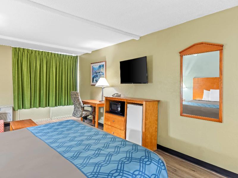 Rodeway Inn Stone Mountain image